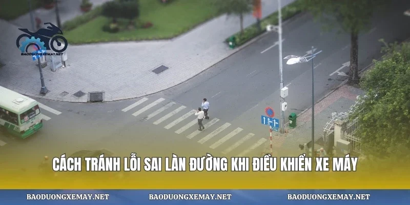 Cách tránh lỗi sai làn đường khi điều khiển xe máy